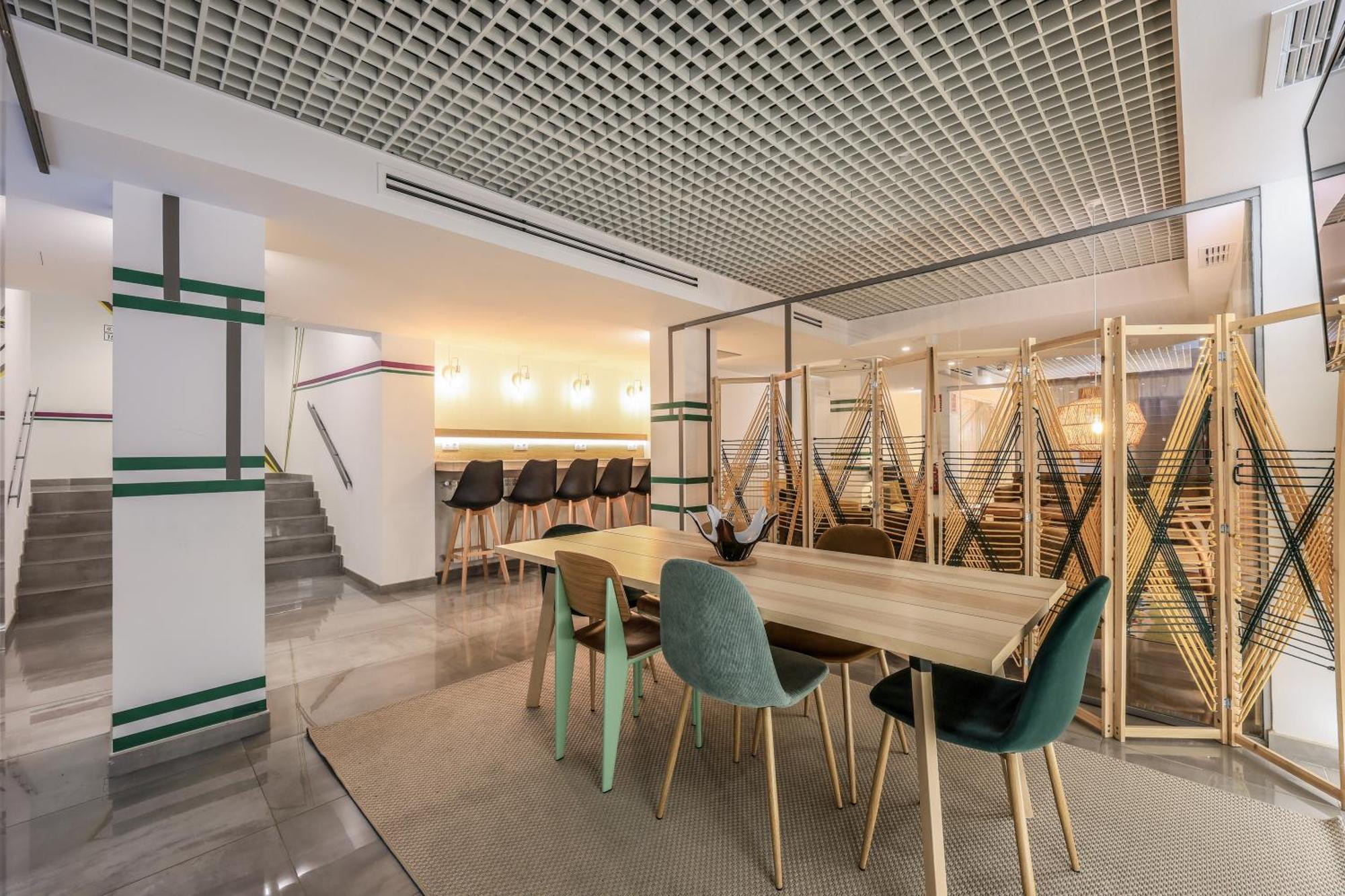 Amazinn Places Blasco De Garay 113 Madrid Exterior photo